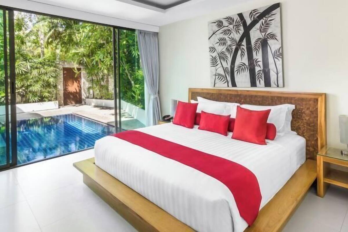 In-room safe, blackout drapes, iron/ironing board (on request)