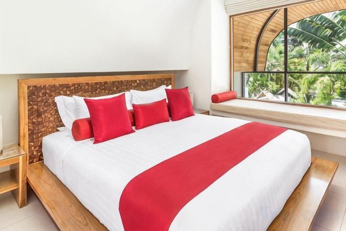 In-room safe, blackout curtains, iron/ironing board (on request)