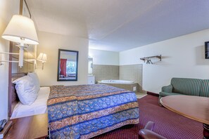 Suite, 1 Queen-Bett, Whirlpool | Verdunkelungsvorhänge, Bügeleisen/Bügelbrett, kostenloses WLAN