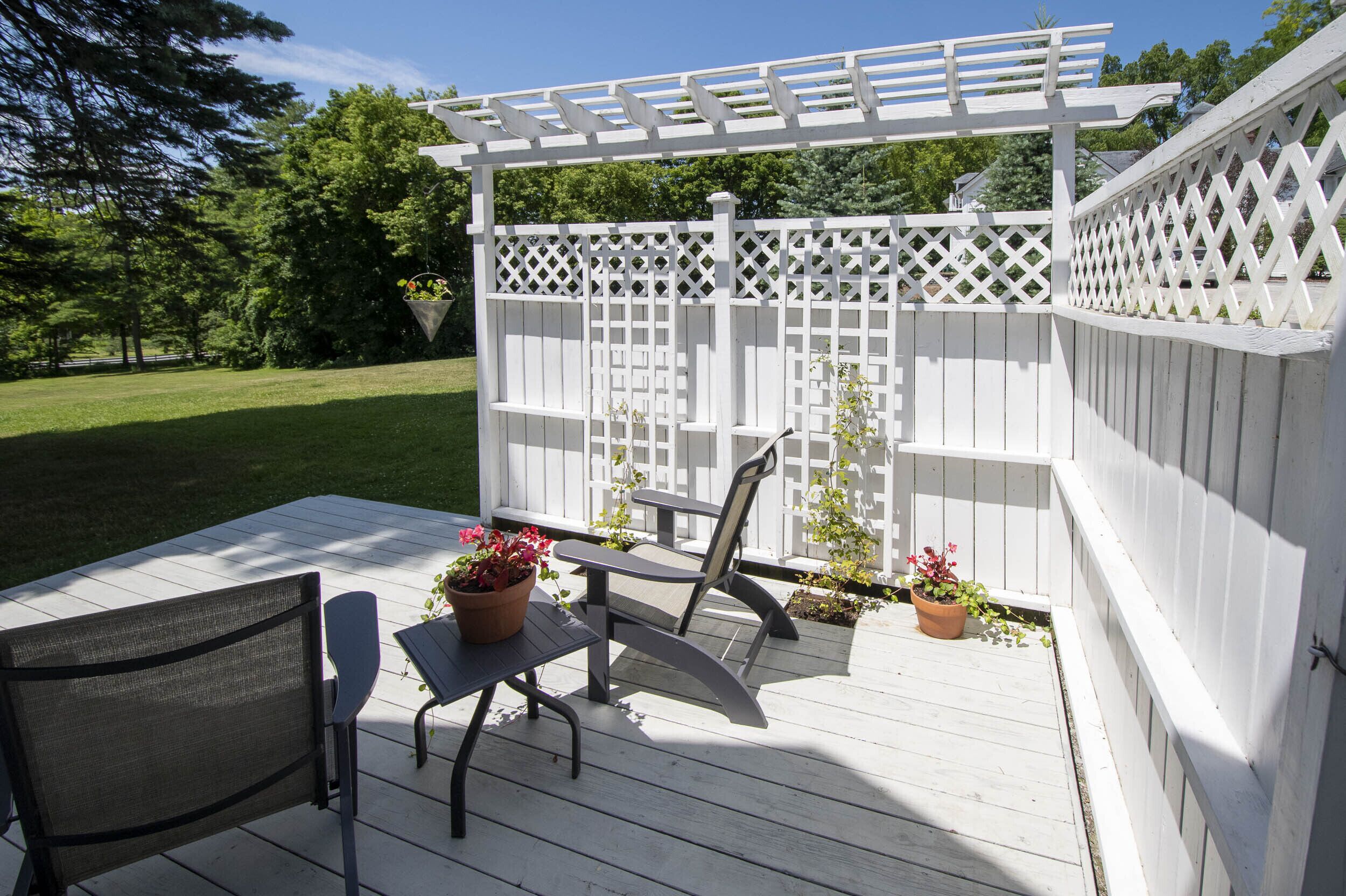 20 - garden room | garden view