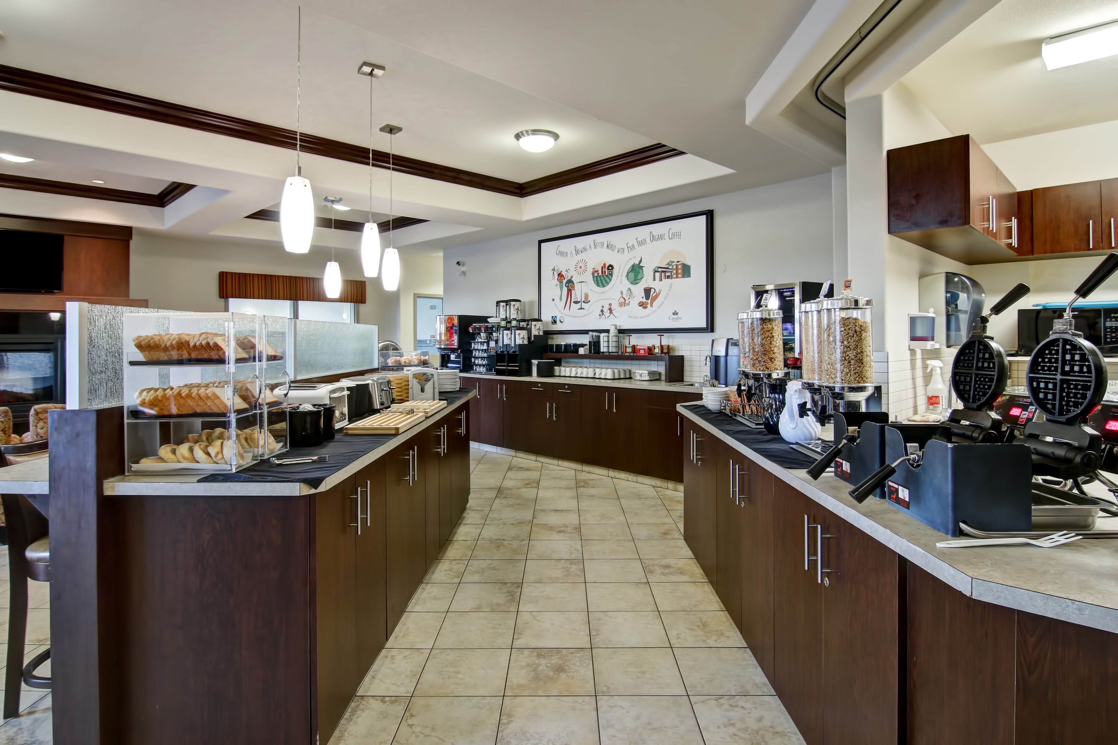 daily continental breakfast (cad 1 per person)