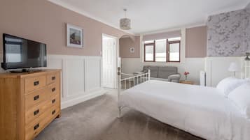 1 bedroom, premium bedding, in-room safe, individually decorated