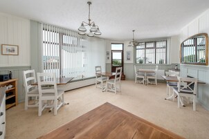 ダイニングルーム