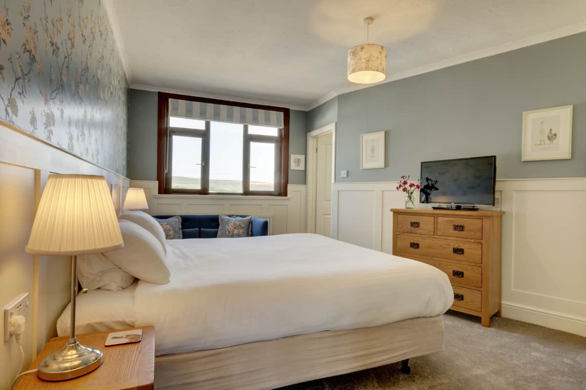 Superior Double or Twin Room, Hill View (Corelli) | Premium bedding, in-room safe, blackout drapes