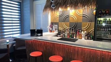 Bar (en la propiedad)