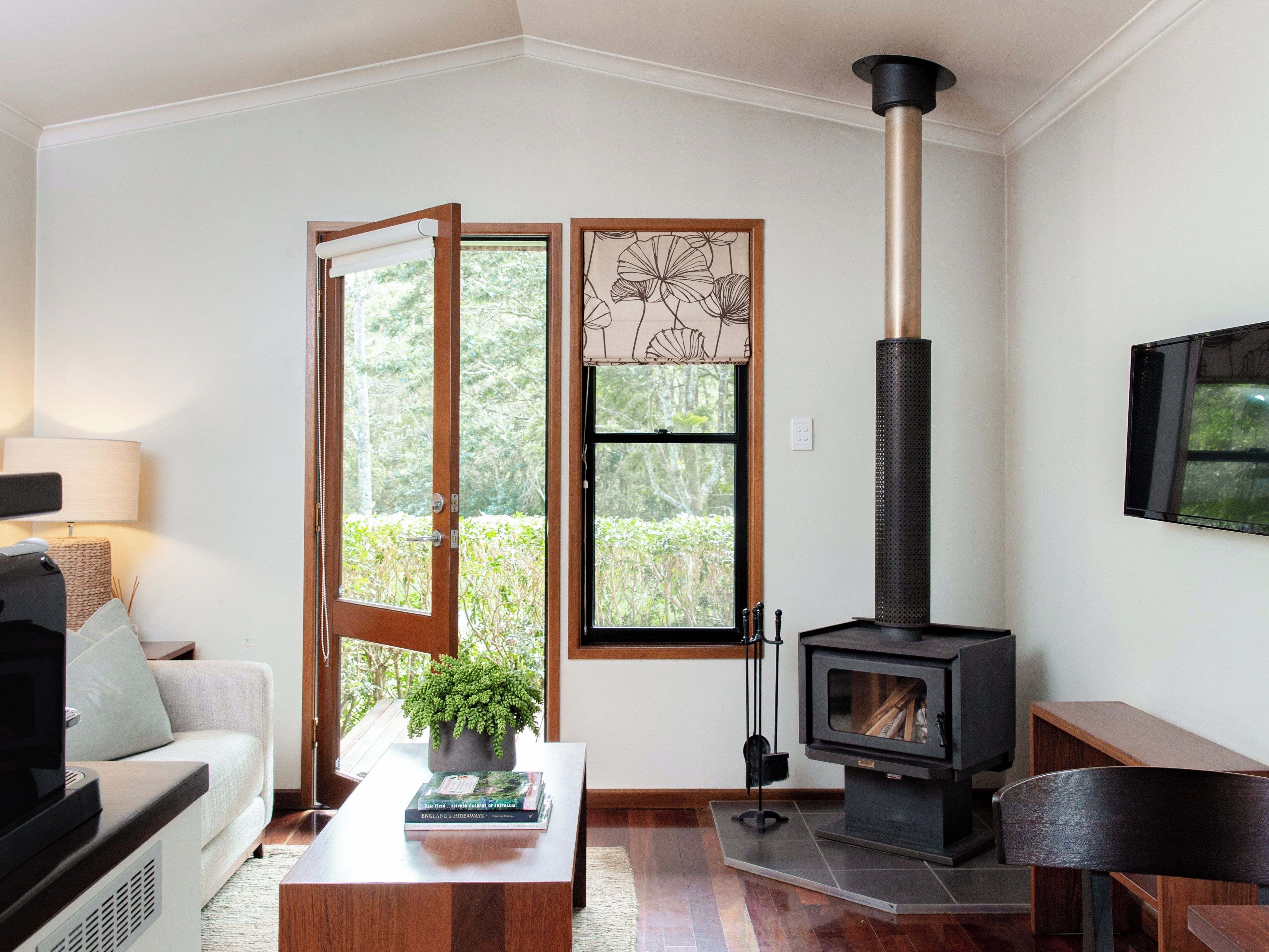 luxury falls villa | premium bedding, minibar, in-room safe, iron/ironing board