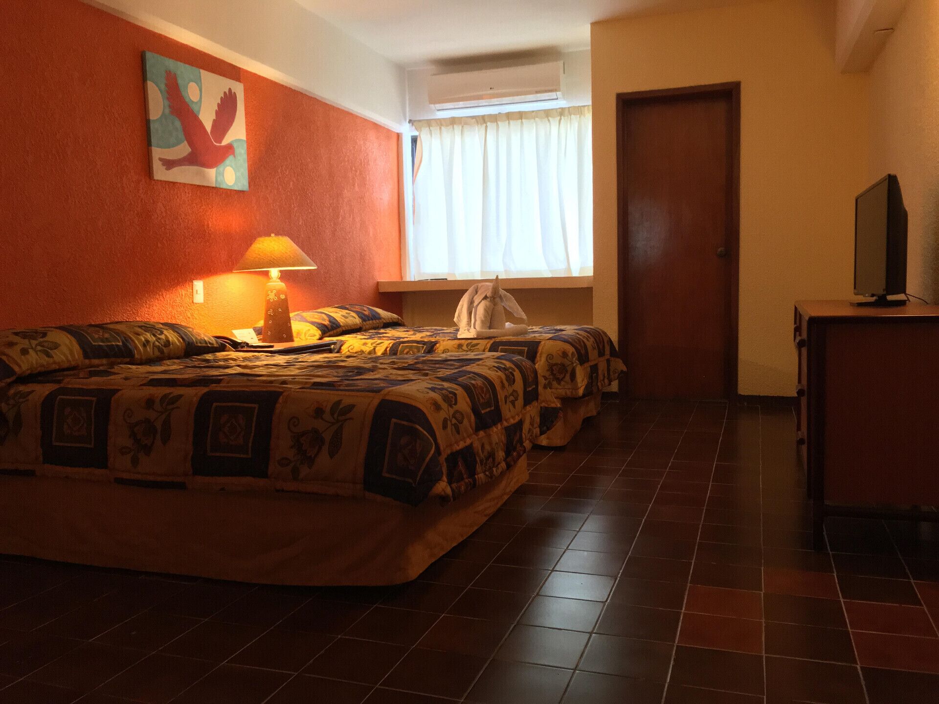 Minibar, iron/ironing board (on request), free WiFi, bed sheets