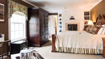 Deluxe Room | Frette Italian sheets, premium bedding, iron/ironing board