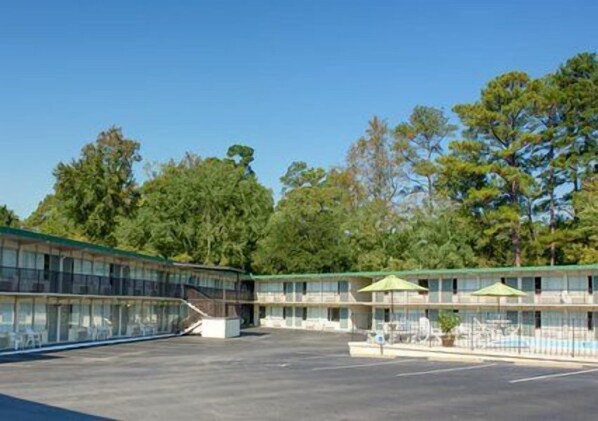 Exterior - Econo Lodge Conway Central (Conway)
