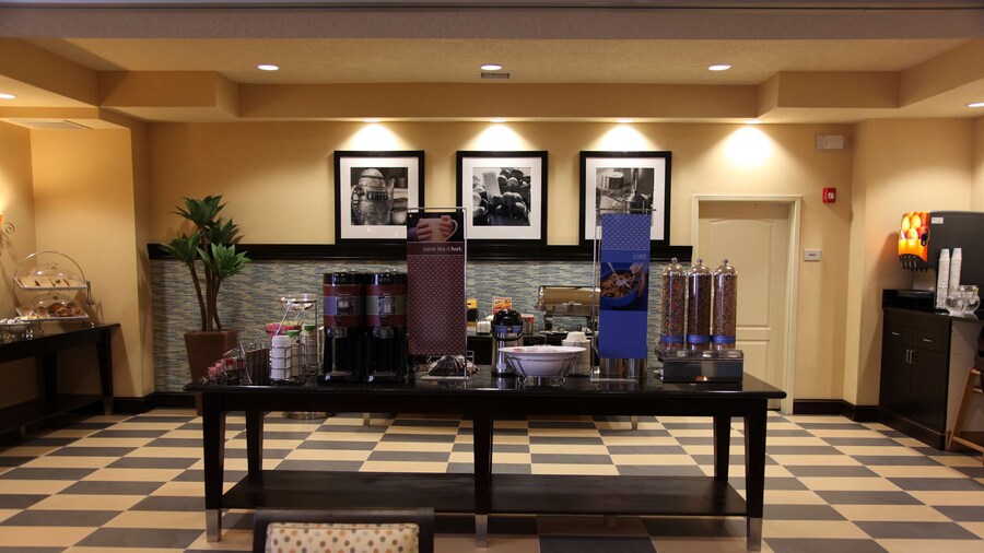 Hampton Inn & Suites Carlsbad