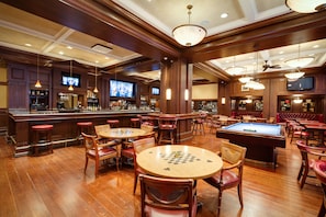 Restaurant - Milwaukee Athletic Club (Milwaukee)