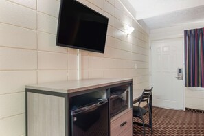 Free WiFi, bed sheets - Rodeway Inn Nashville (Nashville)