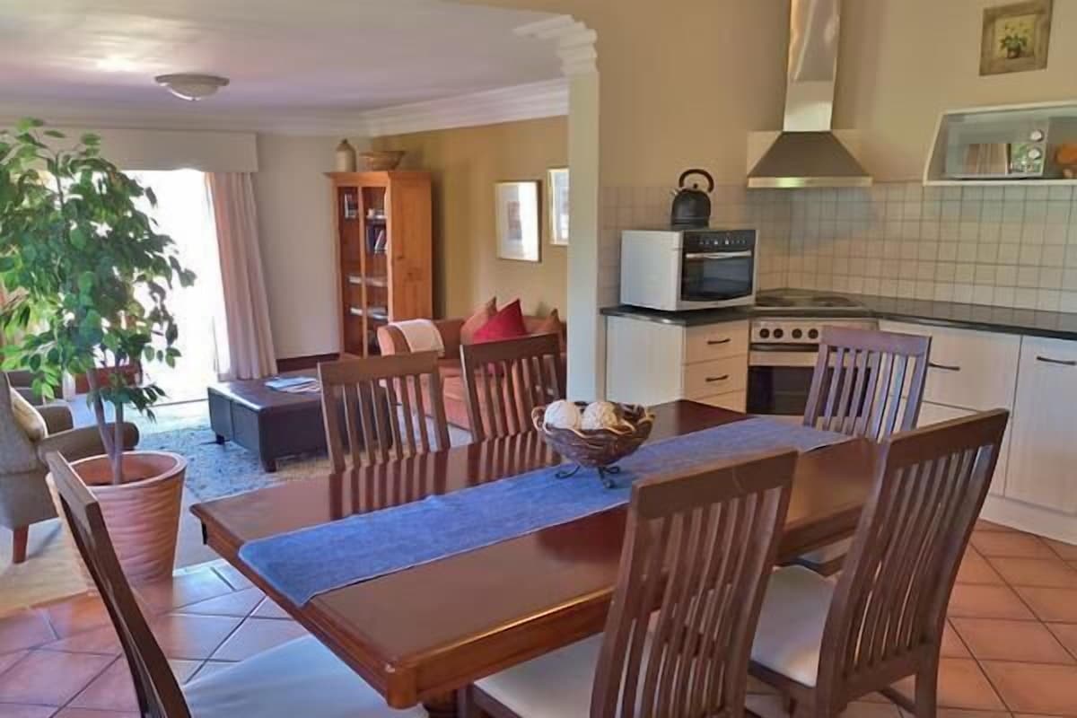 Private kitchen | Coffee/tea maker, electric kettle