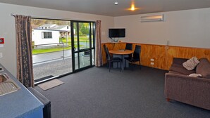 Standard Apartment, 1 Bedroom | Cribs (surcharge), WiFi (free) - Leith Valley Holiday Park & Motels (Dunedin)