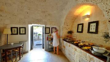 Petit déjeuner buffet compris tous les jours