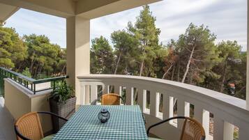 Superior Apartment, Balcony, Sea View | Balcony