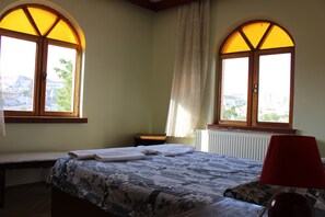 Dobbeltværelse | Gratis baby-/barnesenge, gratis Wi-Fi