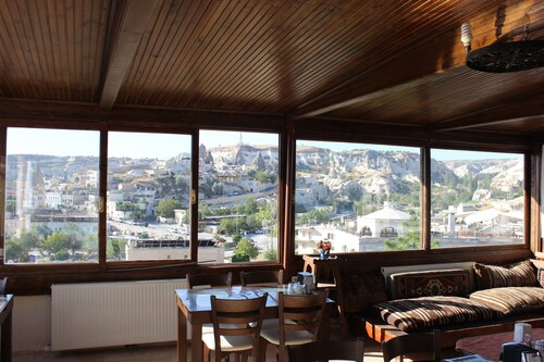 Valleypark Hotel - Hostel