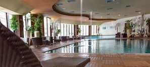 Indoor pool, seasonal outdoor pool