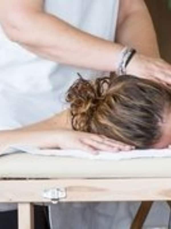 Sauna seca, banheira de hidromassagem, banho turco/hammam