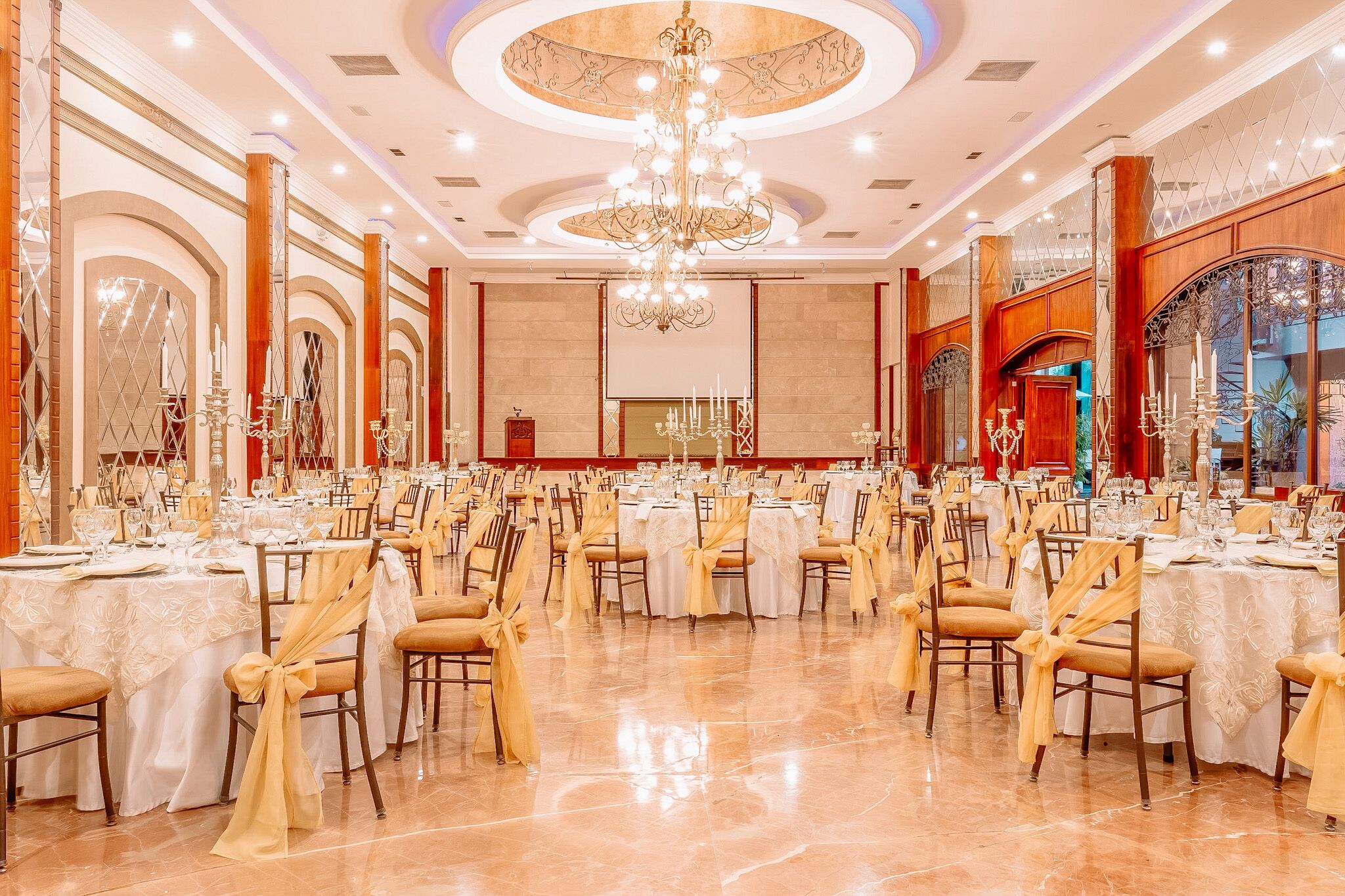 Photo - Grand Victoria Boutique Hotel