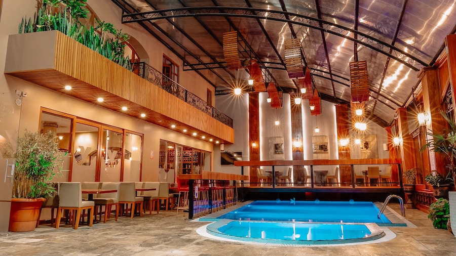 Grand Victoria Boutique Hotel