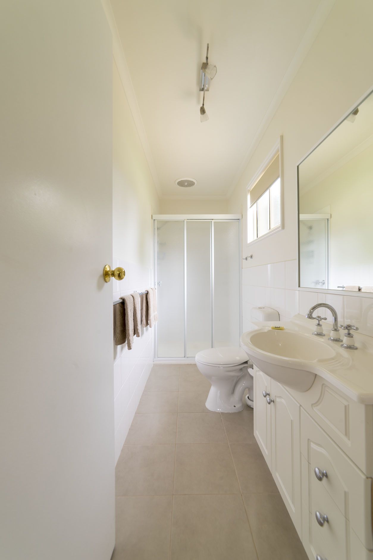 cottage, 1 bedroom | bathroom | shower, free toiletries, hair dryer, towels