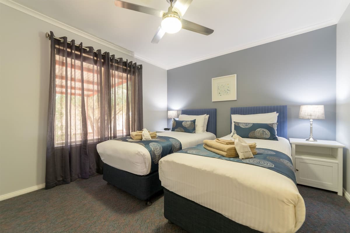 cottage, 3 bedrooms | 7 bedrooms, individually decorated, individually furnished