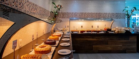 Gratis morgenmadsbuffet hver dag