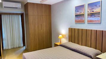 Quarto standard econômico | Frigobar, cofres nos quartos, escrivaninha