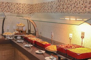 Free daily buffet breakfast -  Brisa da Praia Park Hotel (Porto Seguro)
