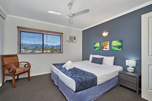 Caja de seguridad en la habitación y decoración personalizada 