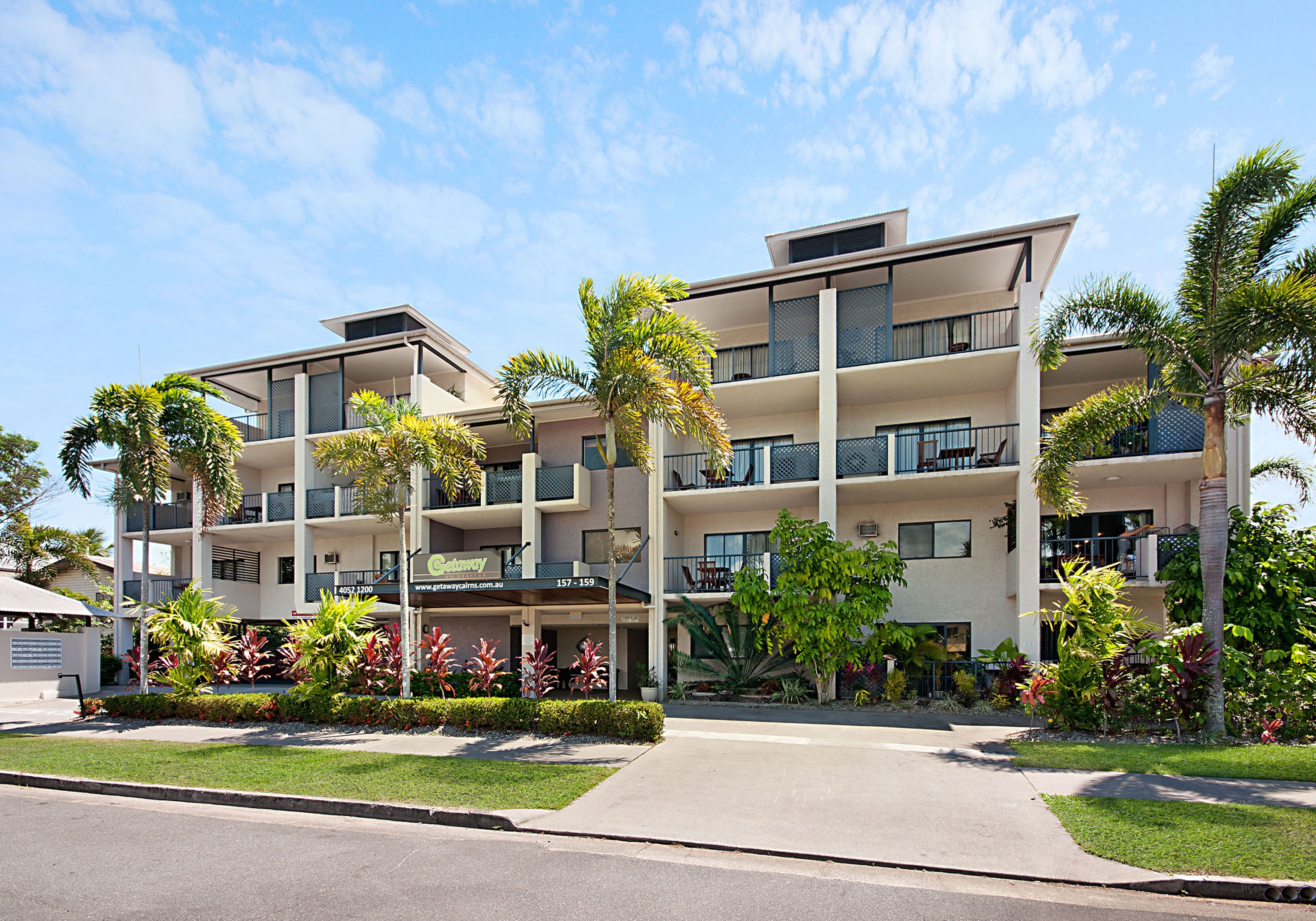 Façana frontal de l'allotjament