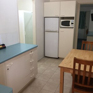 Family Suite | Eget kjøkken | Kjøleskap