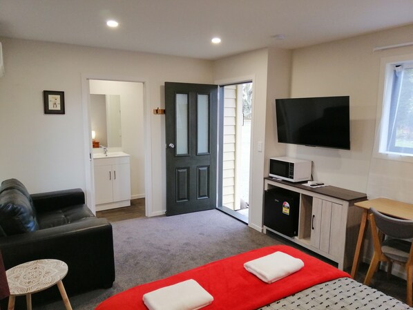 Comfort Double Room | 1 bedroom, individually decorated, individually furnished - Judges Pool Motel (Turangi)