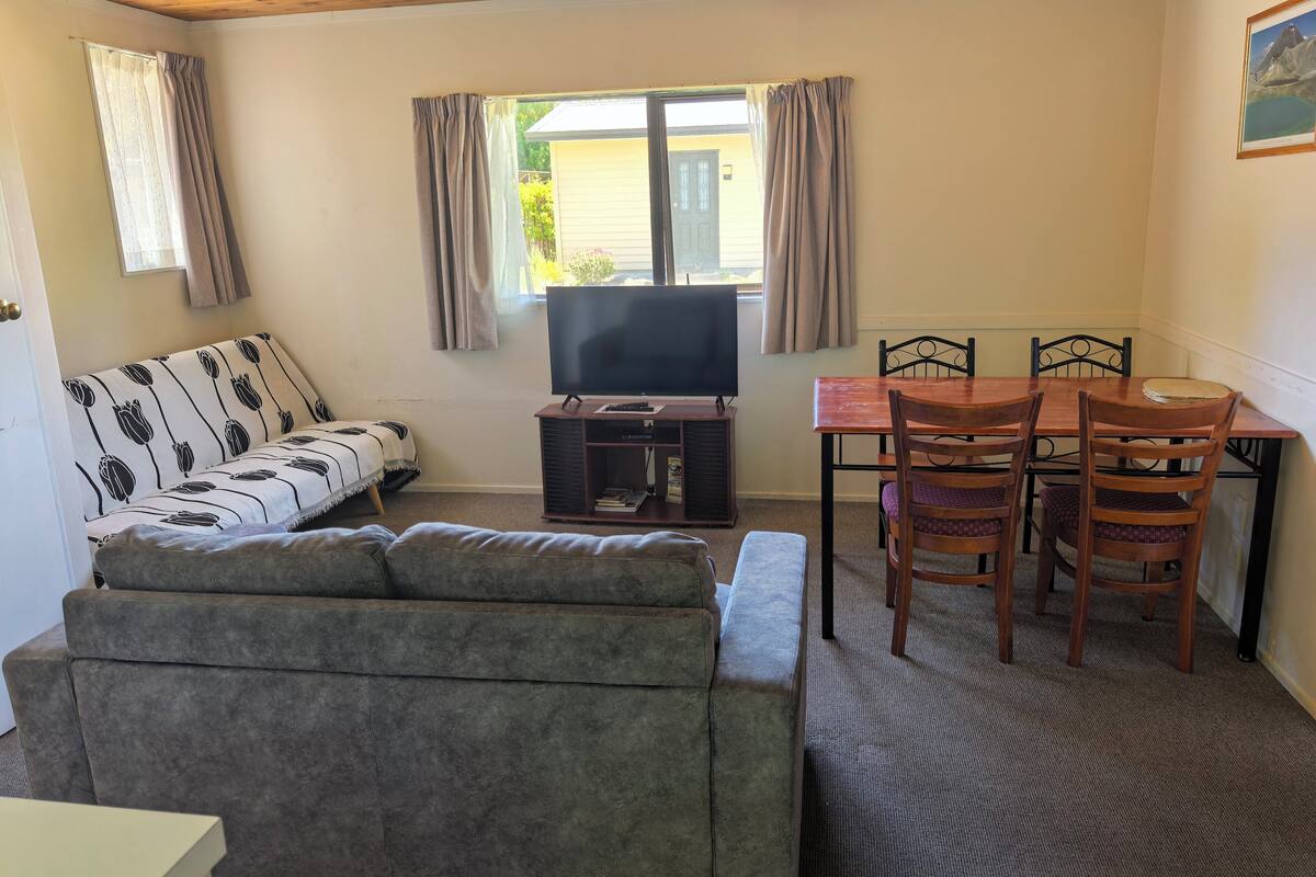 Apartment, 2 Bedrooms | Living area