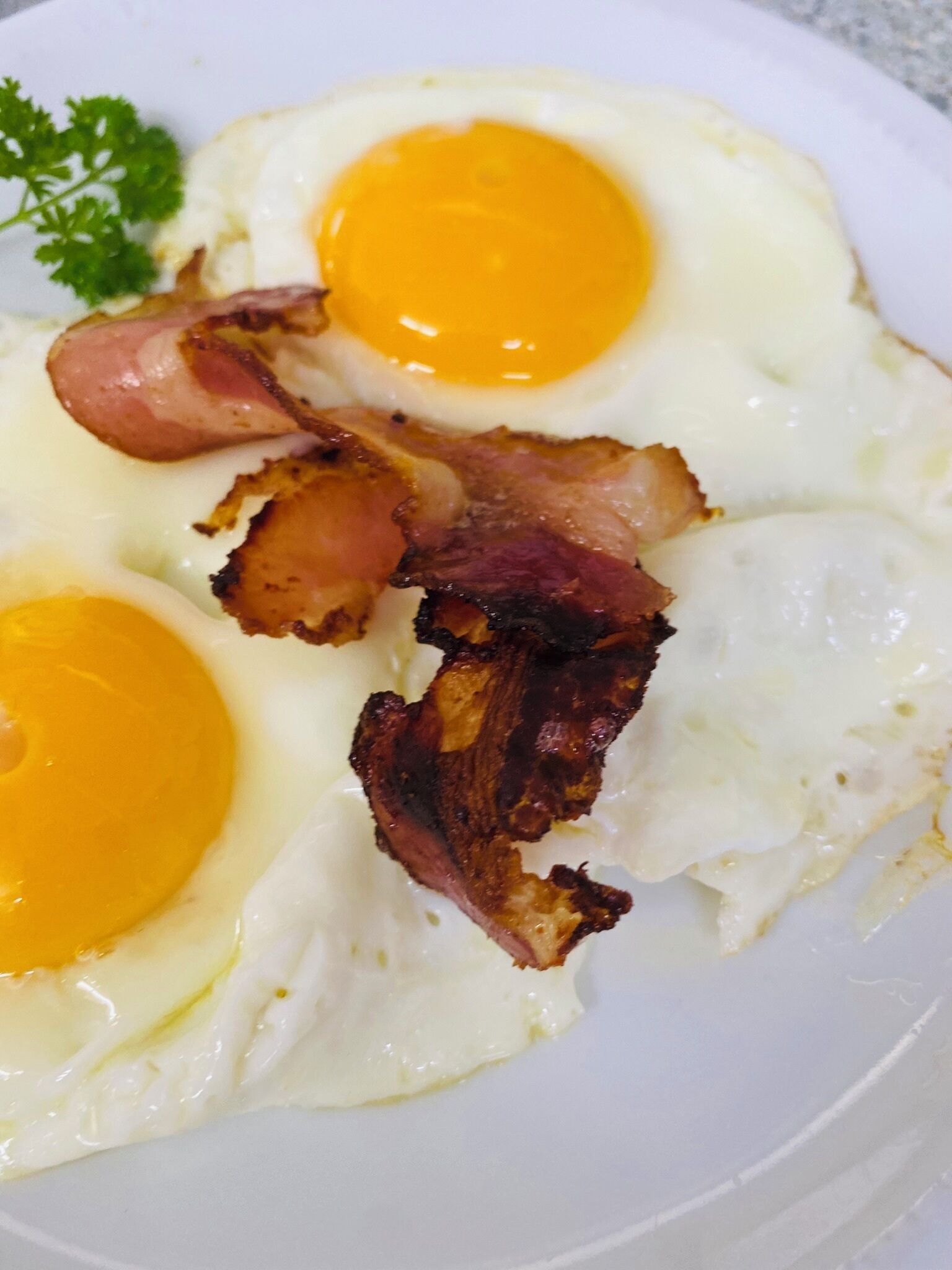 daily buffet breakfast (eur 15.00 per person)