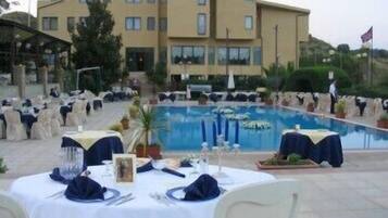 Ristorazione all'aperto