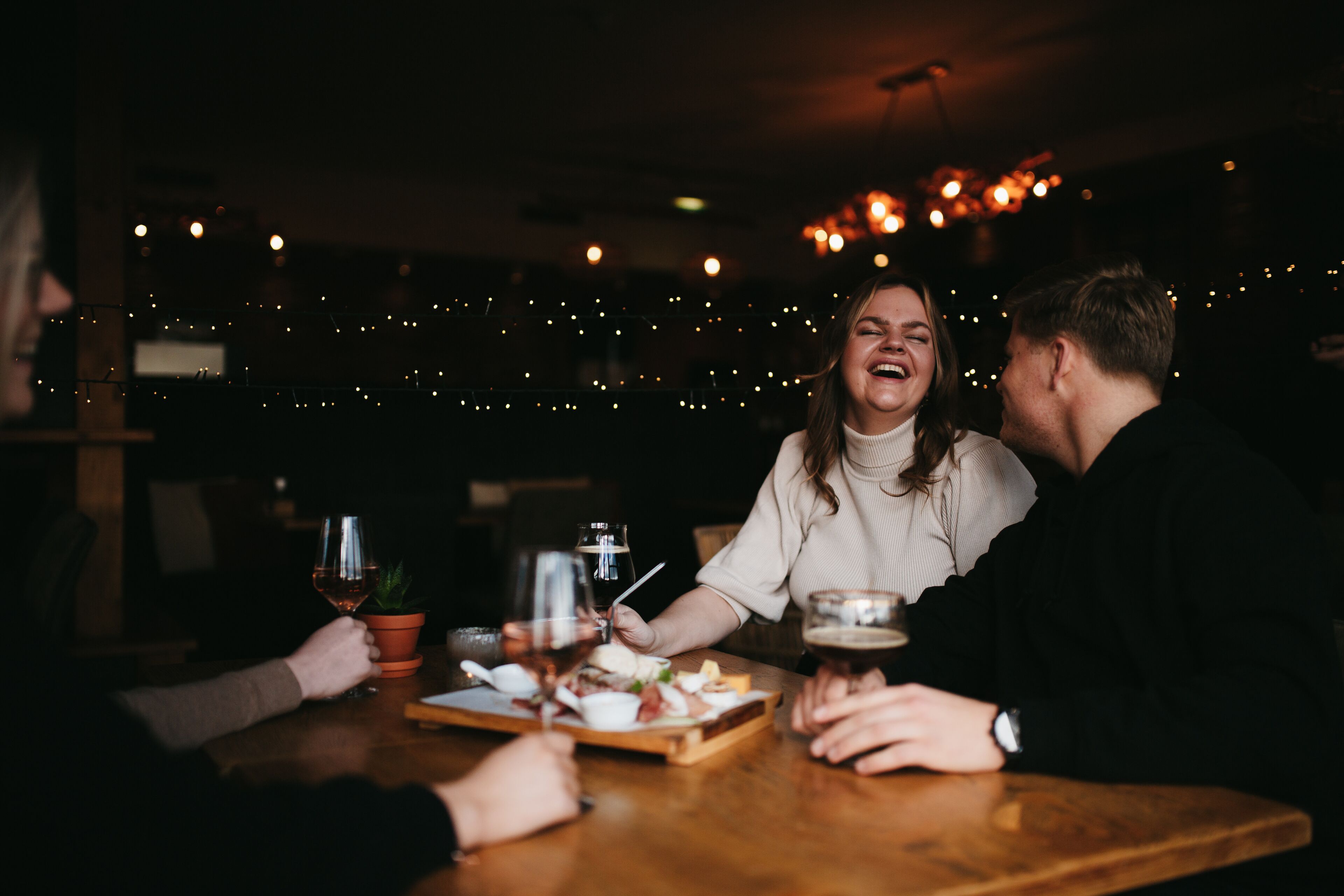 breakfast, lunch and dinner served