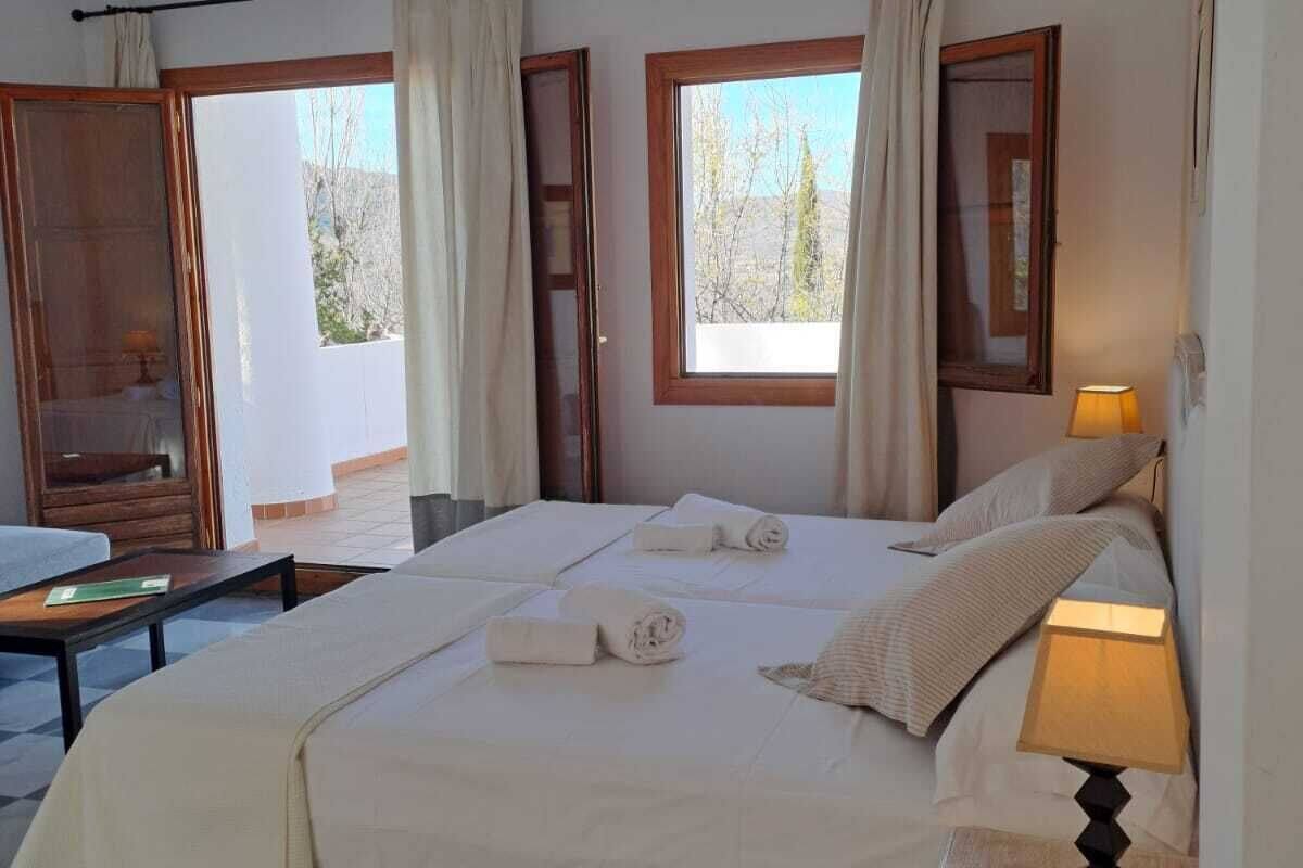 superior double room | in-room safe, individually furnished, bed sheets