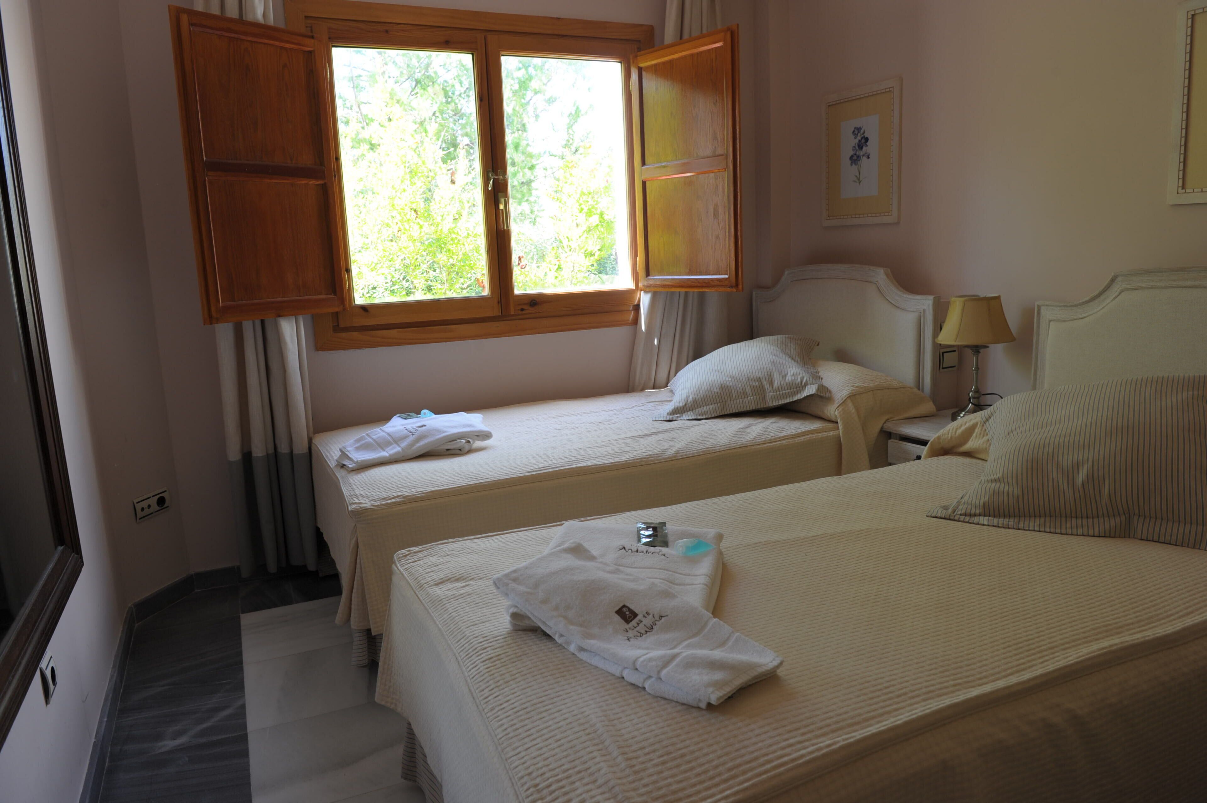 In-room safe, individually furnished, bed sheets