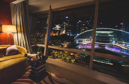 Deluxe Room (Intercontinental) | View from room. InterContinental Hangzhou ICC by IHG