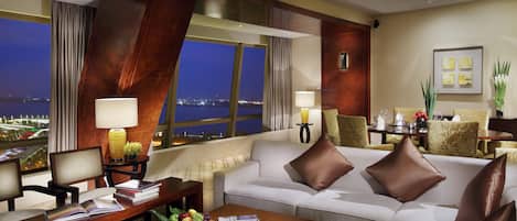 Suite, 1 Bedroom, Accessible, River View (CEO, Club Lounge Access)