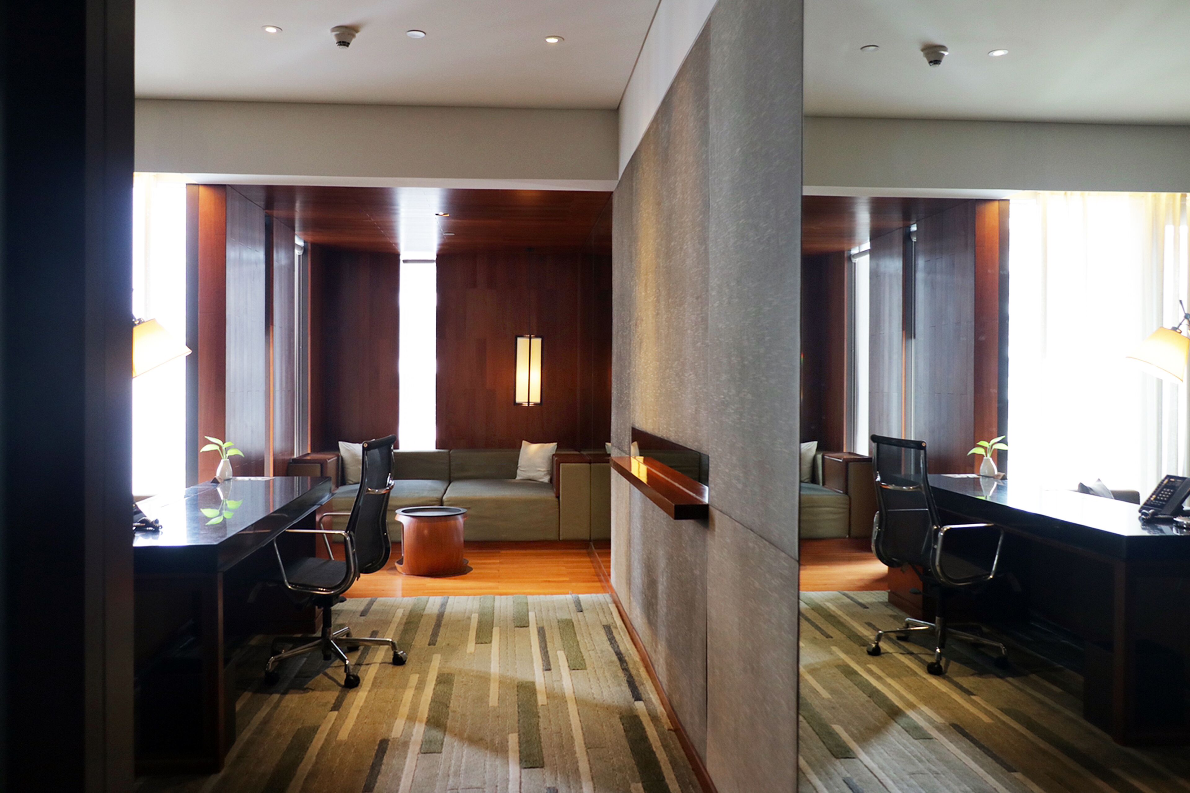 edge suite | 1 bedroom, premium bedding, down duvets, in-room safe