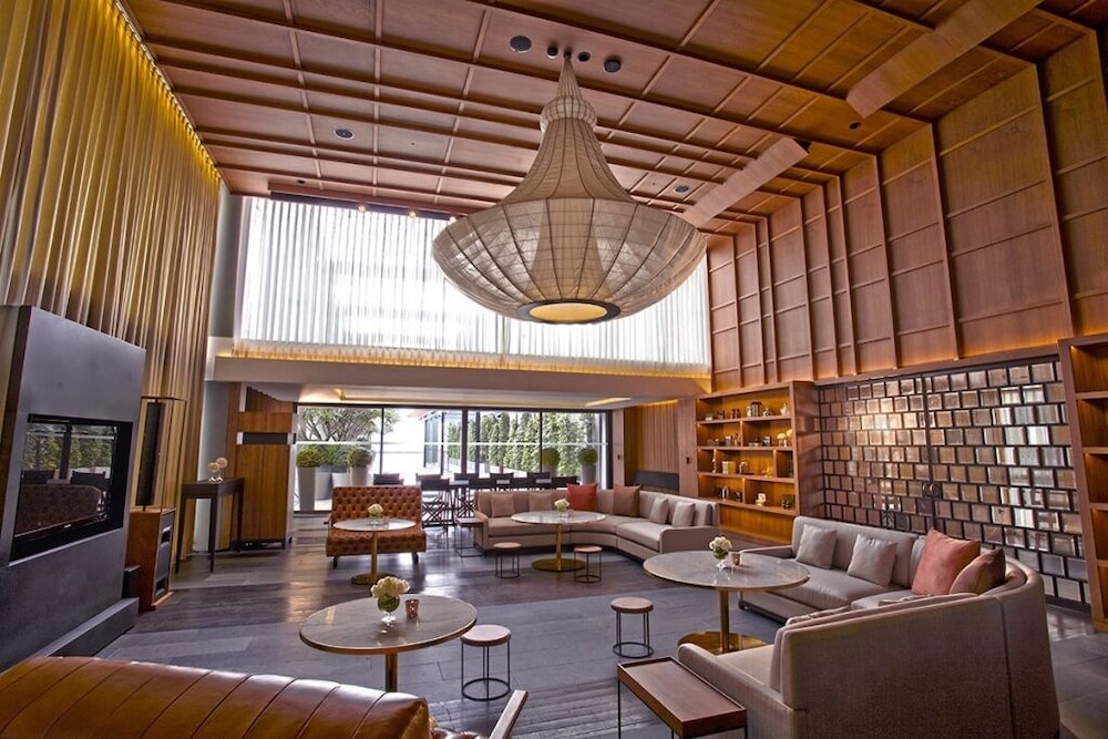 Hansar Bangkok by null