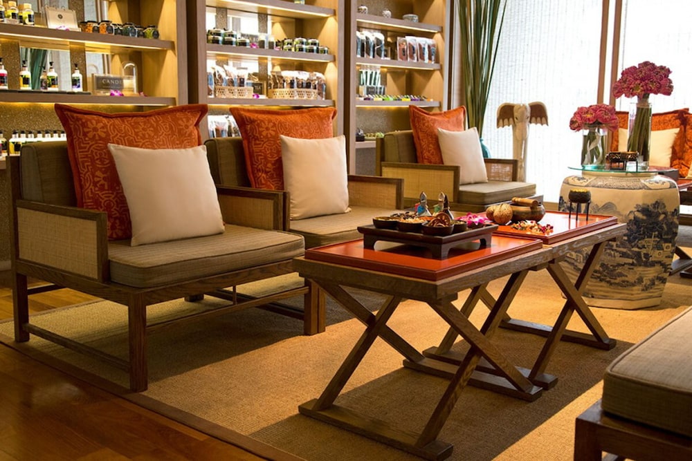 Hansar Bangkok by null