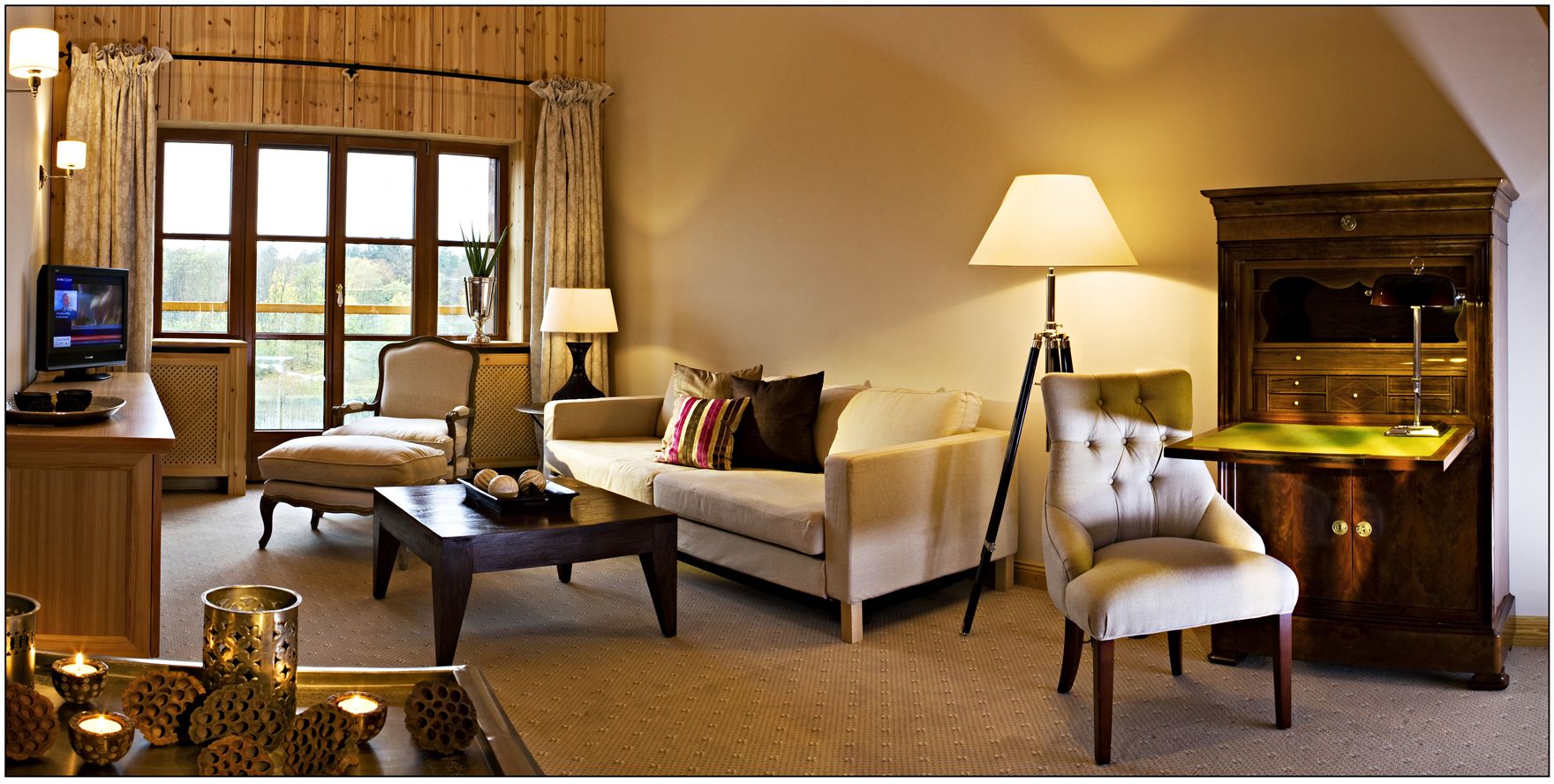 1 bedroom, hypo-allergenic bedding, minibar, in-room safe