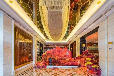 Jinding Hotel