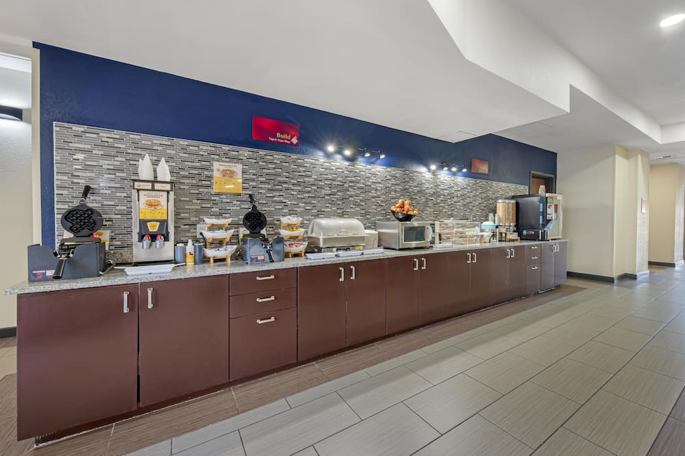 Best Western Plus Austin Airport Inn & Suites
