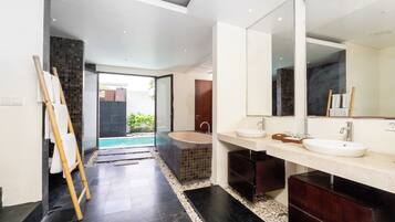 Villa (Super Deluxe Pool Villa) | Bathroom | Separate tub and shower, deep soaking tub, rainfall showerhead